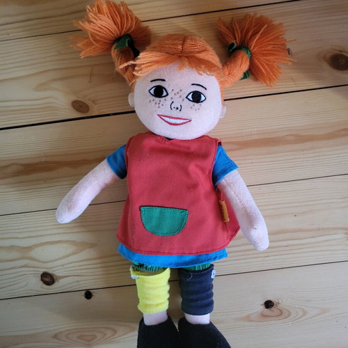 Pippi Longstocking collectible plush doll like new