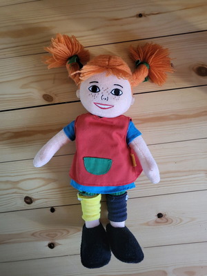 Pippi Longstocking collectible plush doll like new