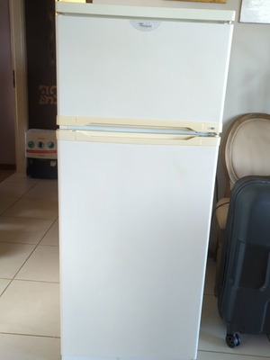 Ψυγείο Whirlpool μεταχειρισμένο, διαστάσεις 138x60x55 cm