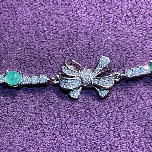 Silver bracelet with natural emeralds and certificate of authenticity new