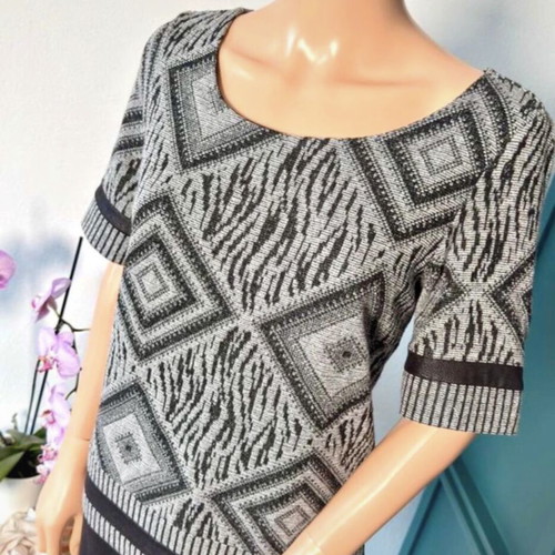 Raxevsky winter dress size M, black and grey jacquard knit
