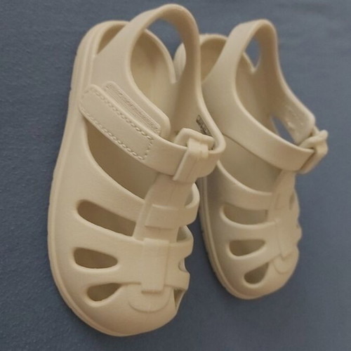 Zara jelly barefoot sandals size 24, like new, beige