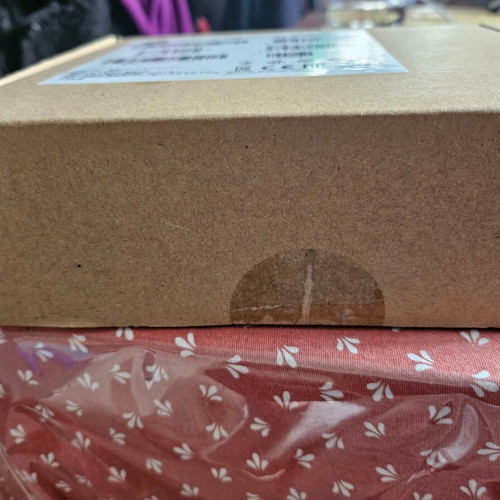 HP T1A67AA headphones new, in original box