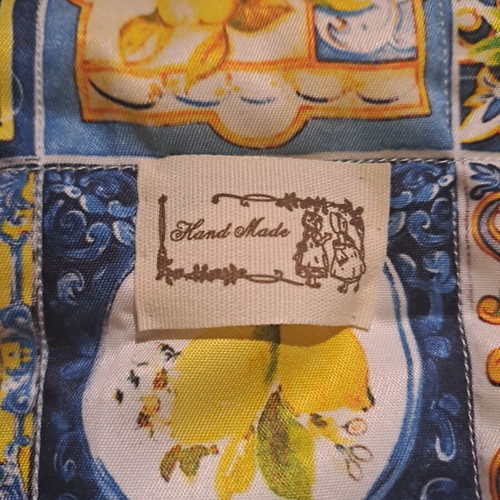 Toiletry bag new with lemon pattern, multicolor and yellow