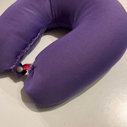 Collar pillow like new