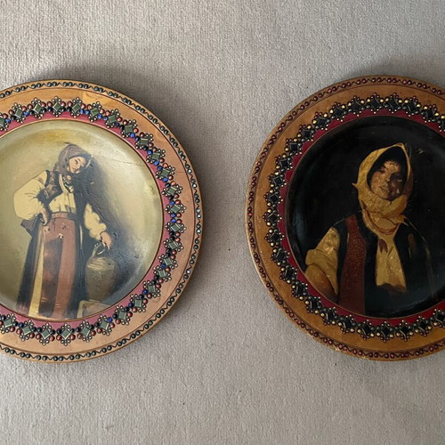 Handmade old wooden plates, unknown artist