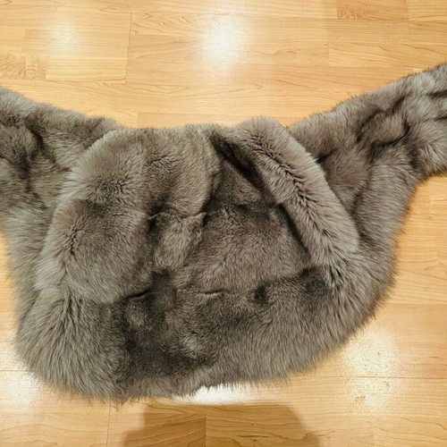 Etole from gray fox like new, very warm