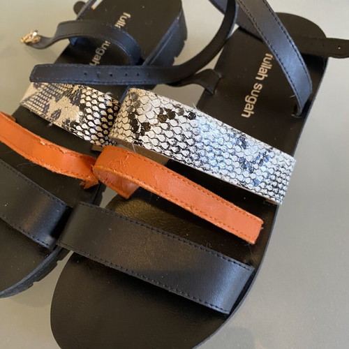 Fullah Sugah sandals like new, size 35, multicolor and black