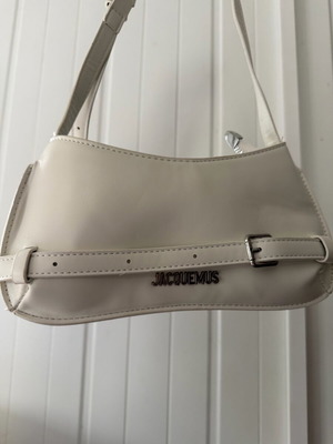 Shoulder bag like new, white