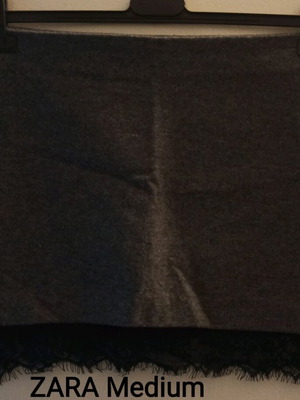 Zara skirt black size M like new