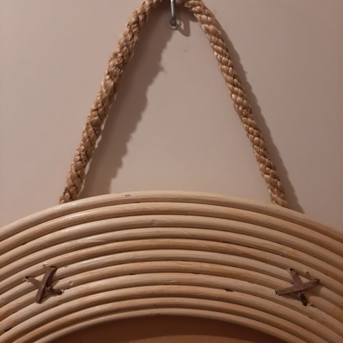 Wooden round frame for mirror or photo, like new, 60cm diameter