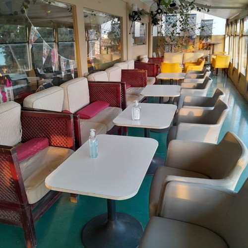 Chairs various designs and colors like new, pack of 16