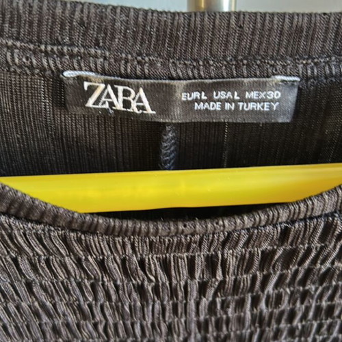Zara black midi dress like new, breathable and wrinkle-free, size L