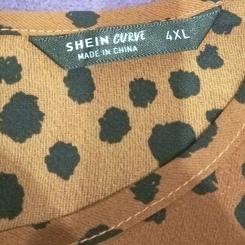 Shein curve line women's blouse like new, camel with black details, size 4XL