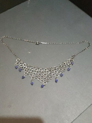 Chain necklace like new with blue details