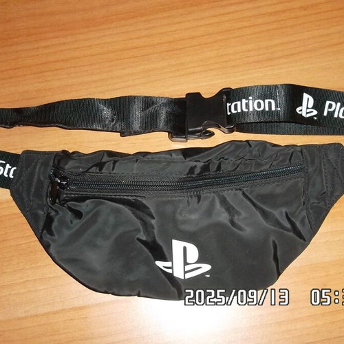 PlayStation small size original banana bag like new