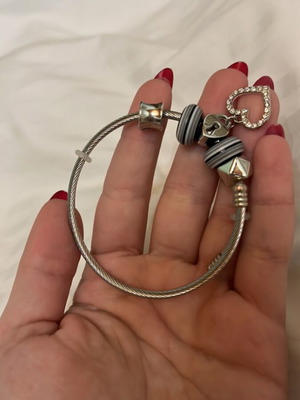 Bracelet with beads new, unworn