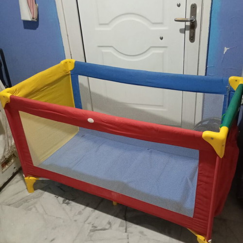 Playpen bed like new with mattress