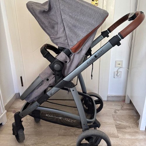 Kiddo Jazz stroller used, lightweight and practical