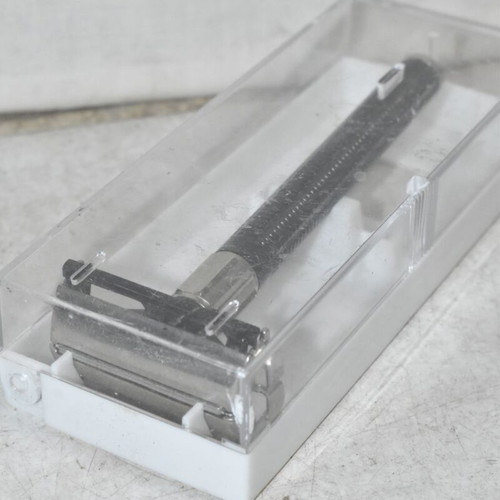 Vintage Safety Razor used with case and plastic handle