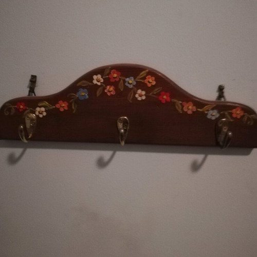 Coat rack with 3 hooks used