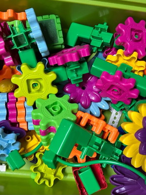 Learning Resources Gears! Gears! Gears! Build & Bloom Set σαν καινούργιο STEM παιχνίδι