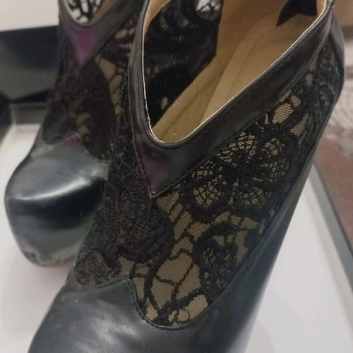 Sergio Todzi heels used, black with lace and zipper size 36