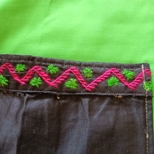 Vintage handmade embroidered traditional apron from 1950 like new