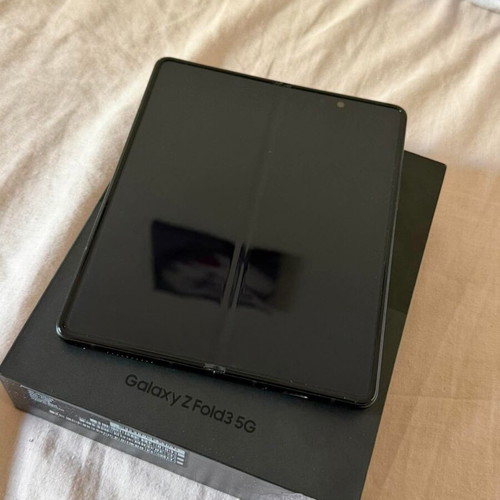 Samsung Galaxy Z Fold 3 5G used, 512GB, black, Android