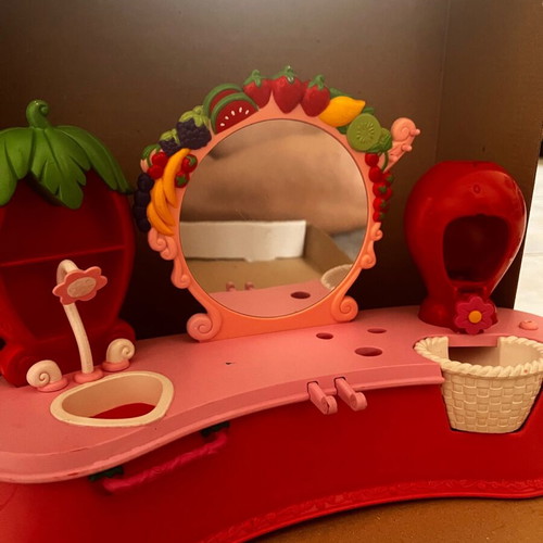 Boudoir toy like new with accessories