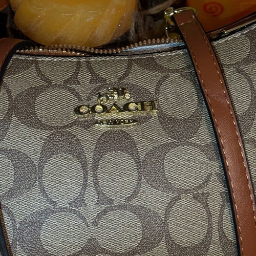 Coach Signature Brown Shoulder Bag used