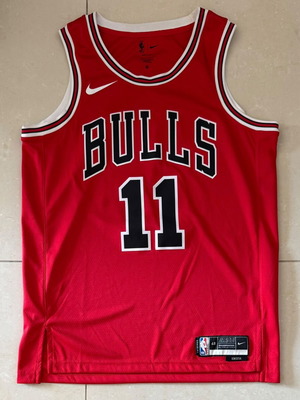 DeMar DeRozan Chicago Bulls jersey, large