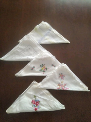 Vintage handkerchiefs like new, pack of 8 pieces