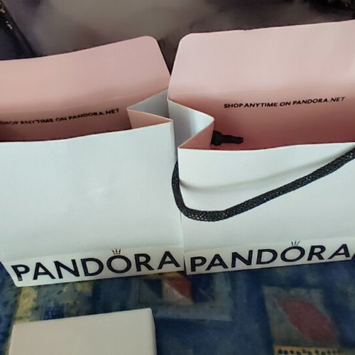 Pandora boxes and bags like new, set of 3 boxes and 3 bags