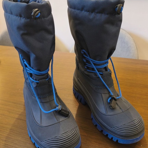 CMP snow boots size 40 blue like new