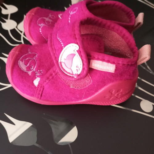 Biomechanics baby slippers no.19 like new