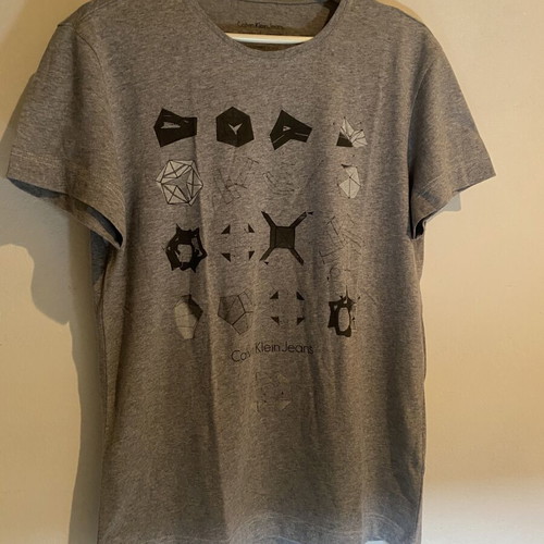 Calvin Klein T-shirt large gray like new