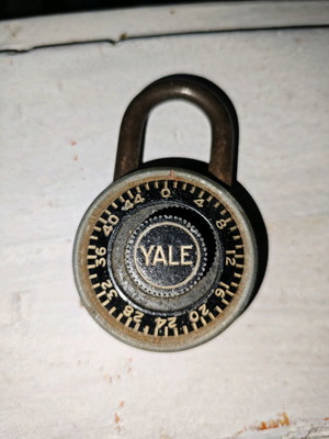 Yale vintage combination padlock used