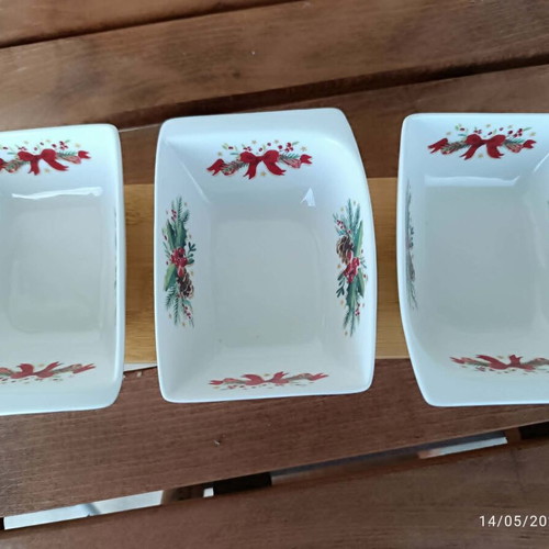 Cryspo Trio Noel Christmas serving set, brand new