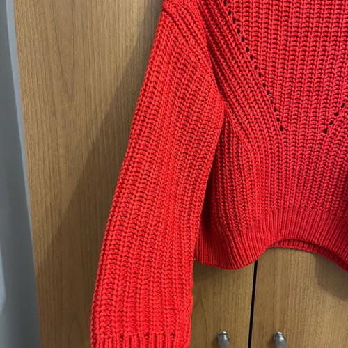 H&M knitted sweater red, like new, size S