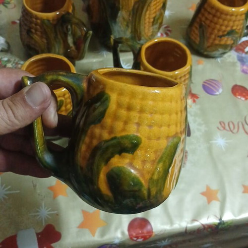 Vintage Majolica style ceramic serving set 'Corn' (Jug & 6 Cups)
