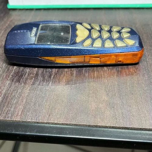 Nokia 3510i used, blue, without battery