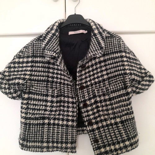 Red Valentino Y2K short jacket like new, size 44