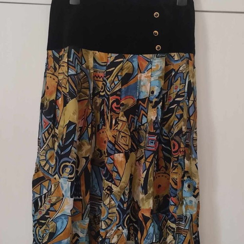 Vintage skirt used with velvet and pleated fabric size 46