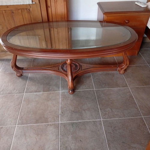 Κλασικό σετ σαλονιού μεταχειρισμένο με 2θέσιο καναπέ, 2 πολυθρόνες και τραπεζάκι