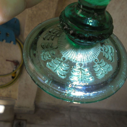 Πράσινο ποτήρι κρασιού vintage Amber Αντικά καινούργιο