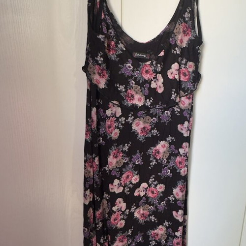 Floral long dress size L like new, black and pink