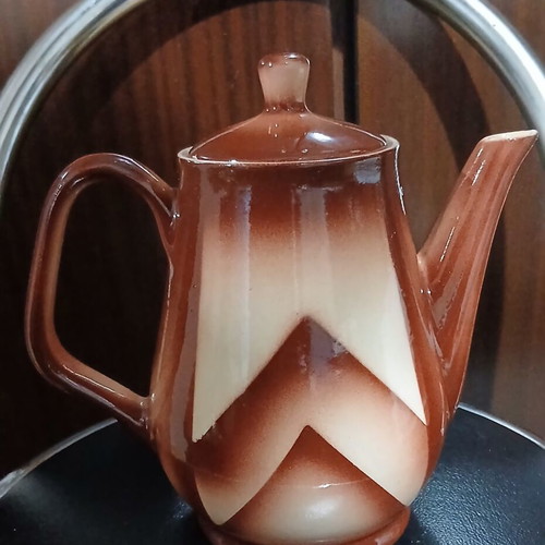Vintage German Art Deco ceramic coffee pot 850 ml, 1930s