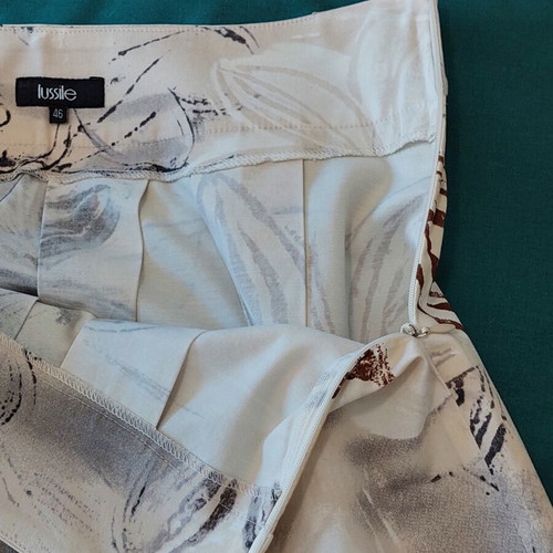 Lussile cotton skirt like new, beige multicolor, sizes M-L
