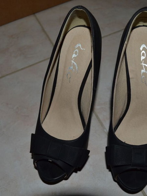 Peep toe pumps used, black, size 36, lightly worn